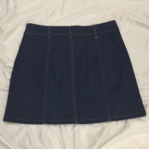 Denim Mini Skirt Size 9 - Picture 3 of 6